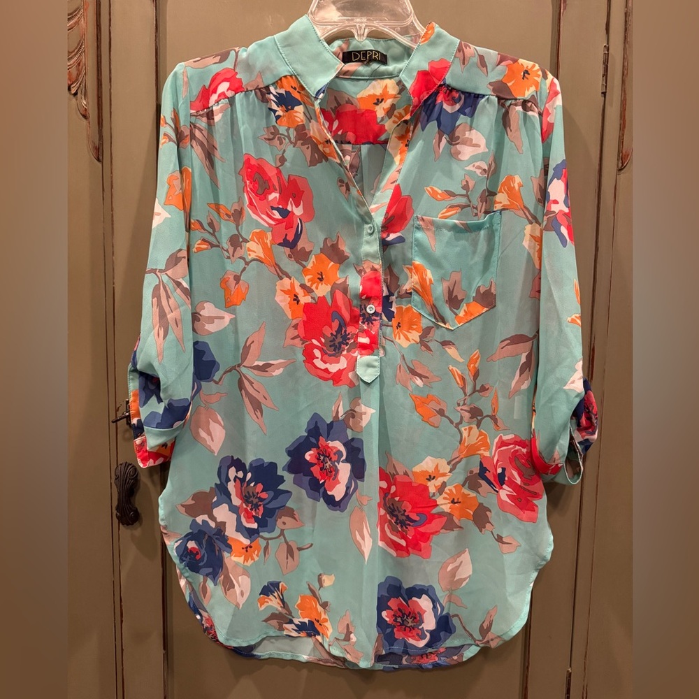 Depri women’s blouse size medium
